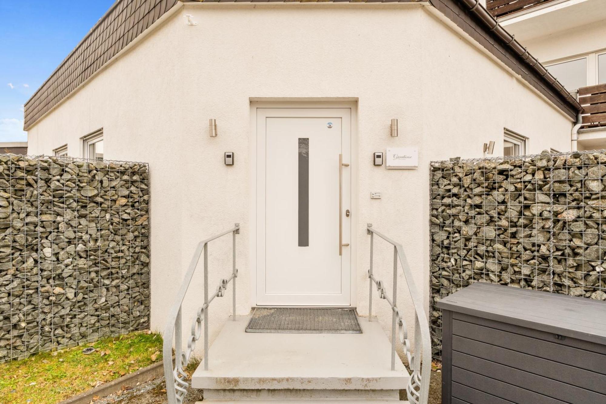 Greenhouse Living Apartment Aurinia - Wandern - Mountainbike Fahren - 4 Minuten Nach Winterberg - 4 Minuten Zur Ruhrquelle - Natur Geniessen - Reisen Mit Hund Medebach Exterior photo